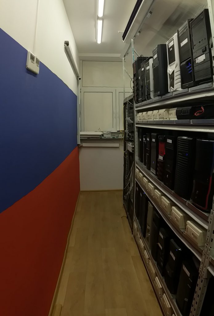 Дата центр Екатеринбург. Серверная tower